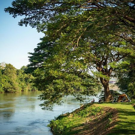 The Legacy River Kwai Resort Канчанабури Екстериор снимка