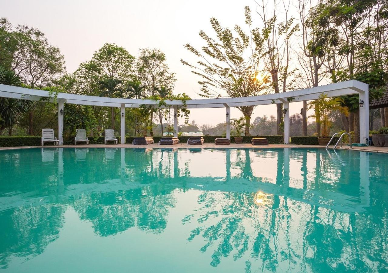 The Legacy River Kwai Resort Канчанабури Екстериор снимка
