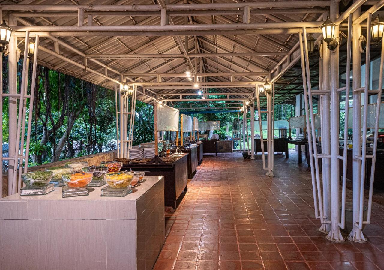 The Legacy River Kwai Resort Канчанабури Екстериор снимка