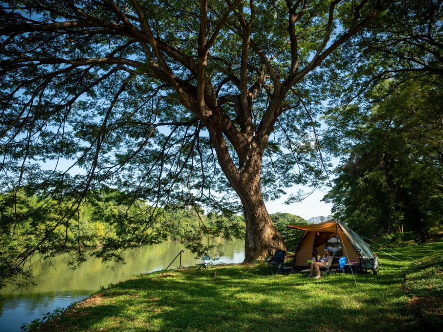 The Legacy River Kwai Resort Канчанабури Екстериор снимка