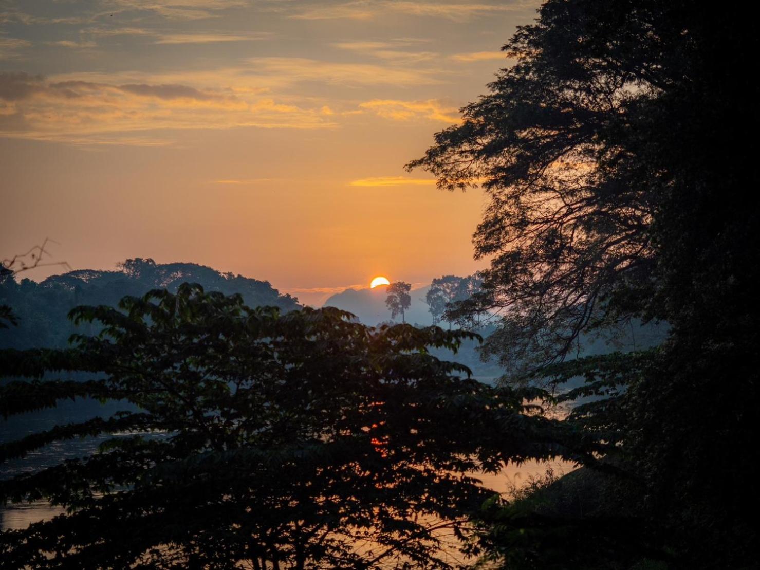 The Legacy River Kwai Resort Канчанабури Екстериор снимка