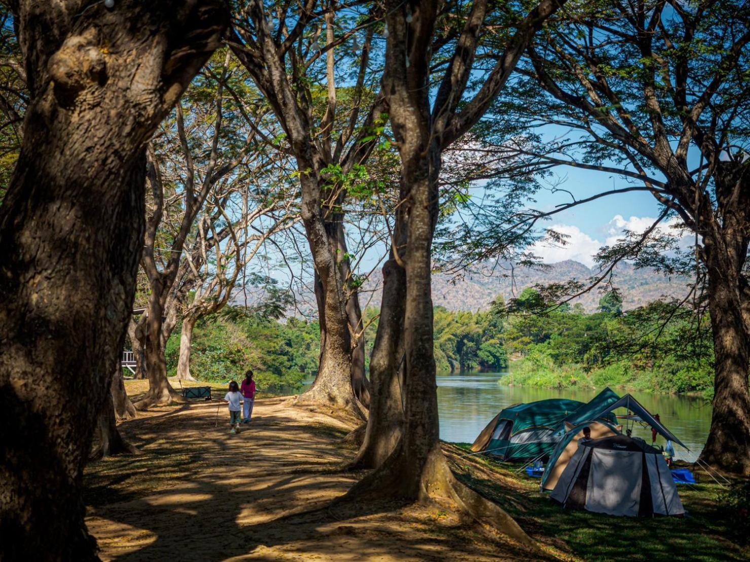 The Legacy River Kwai Resort Канчанабури Екстериор снимка