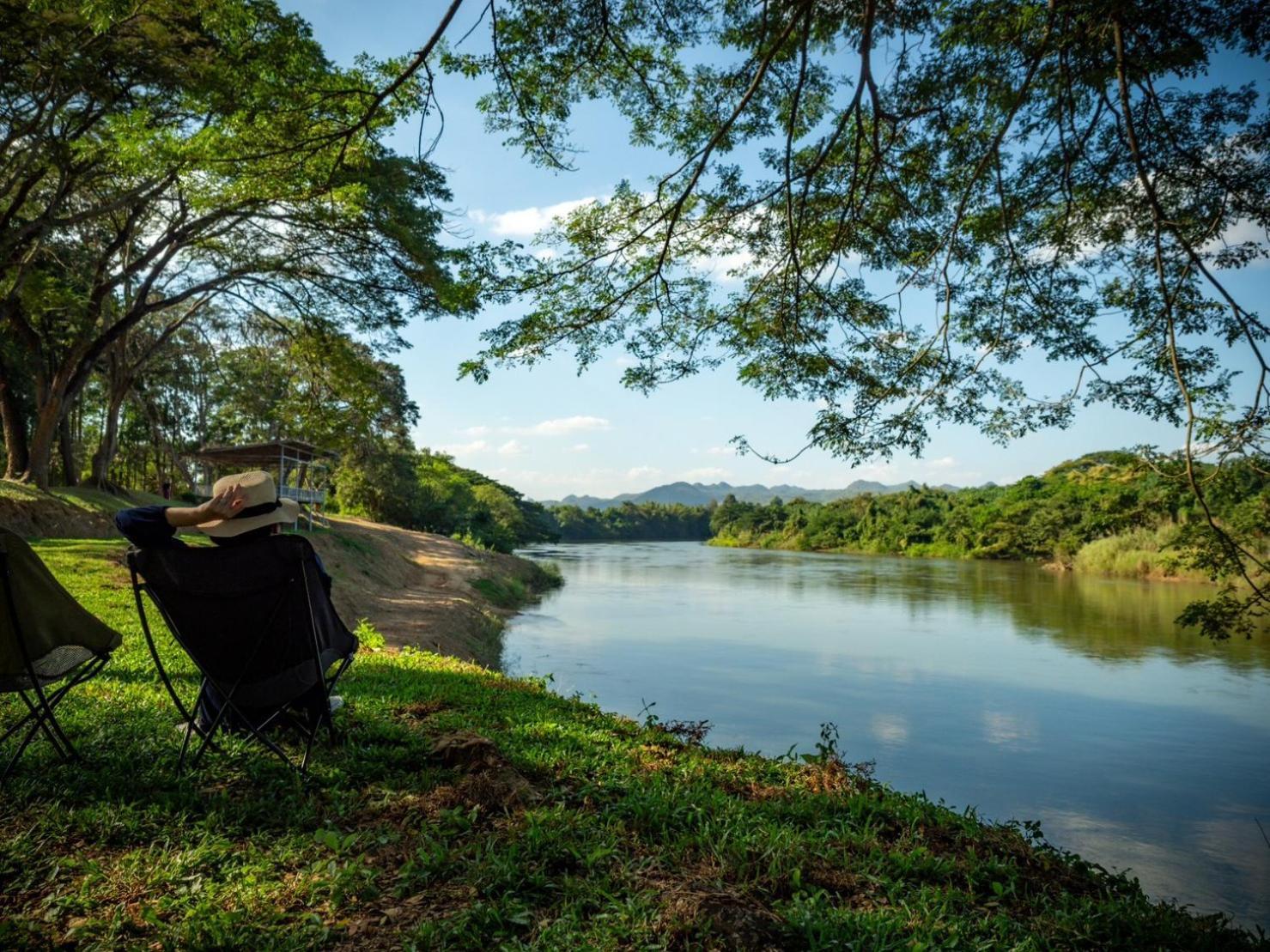 The Legacy River Kwai Resort Канчанабури Екстериор снимка
