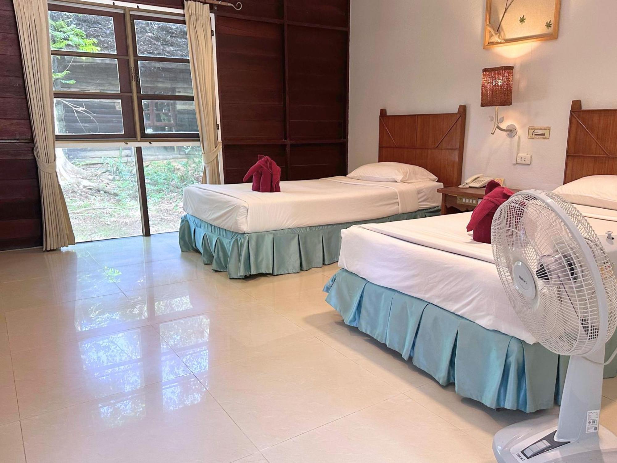 The Legacy River Kwai Resort Канчанабури Екстериор снимка